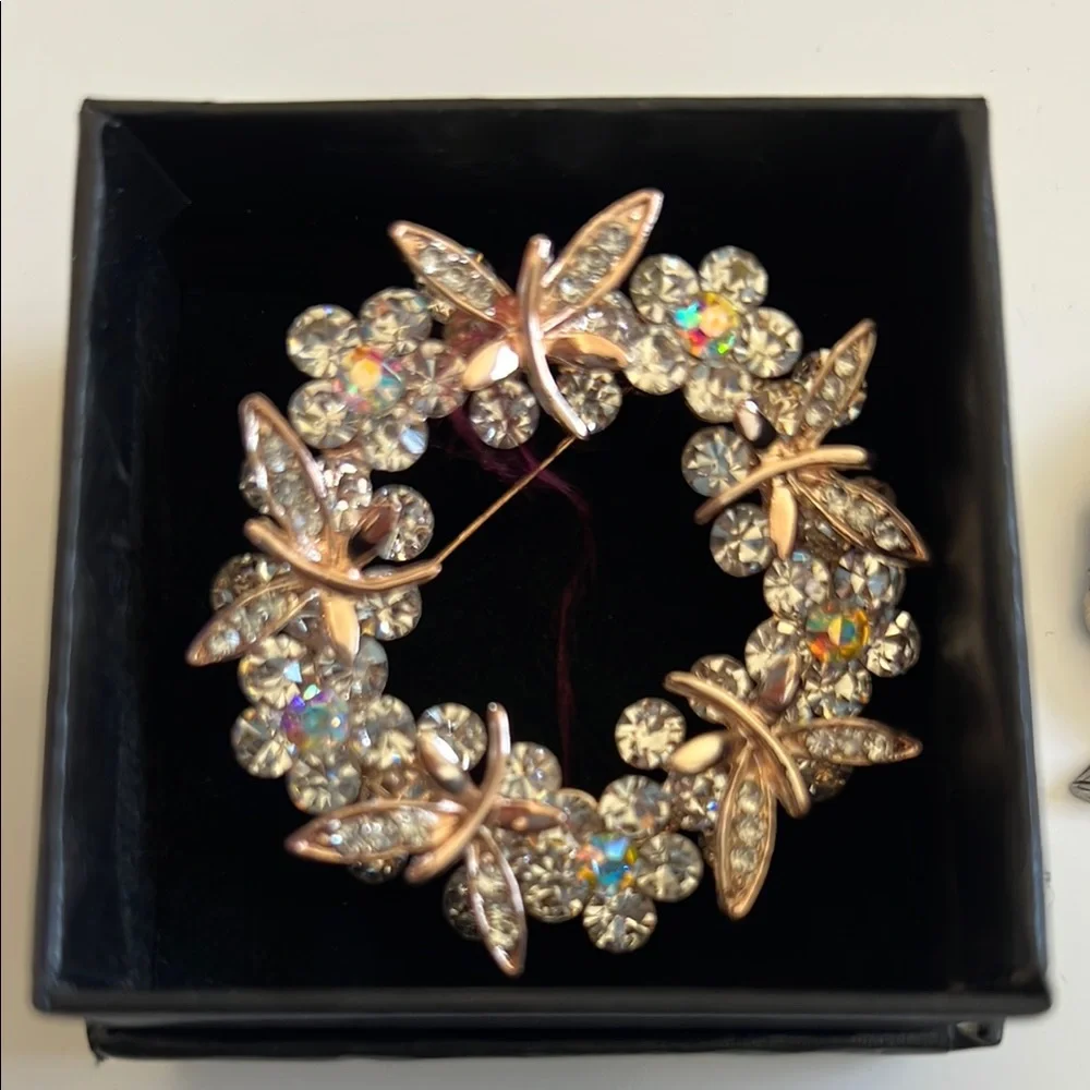 Brooches and Pins Bundle - 14 in All